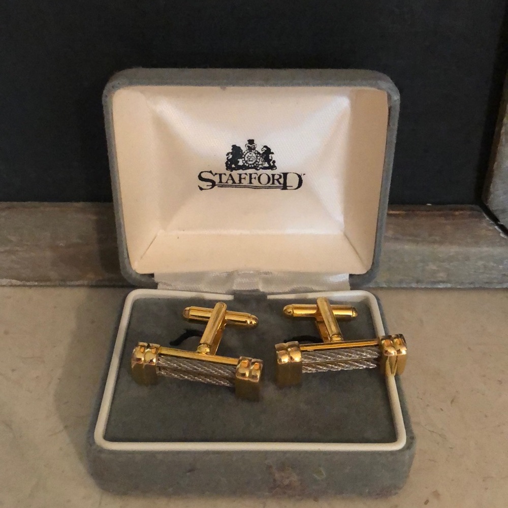 Vintage Stafford Jewelers 2-tone Cable cuff link